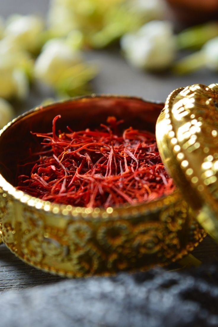 زعفران نگین