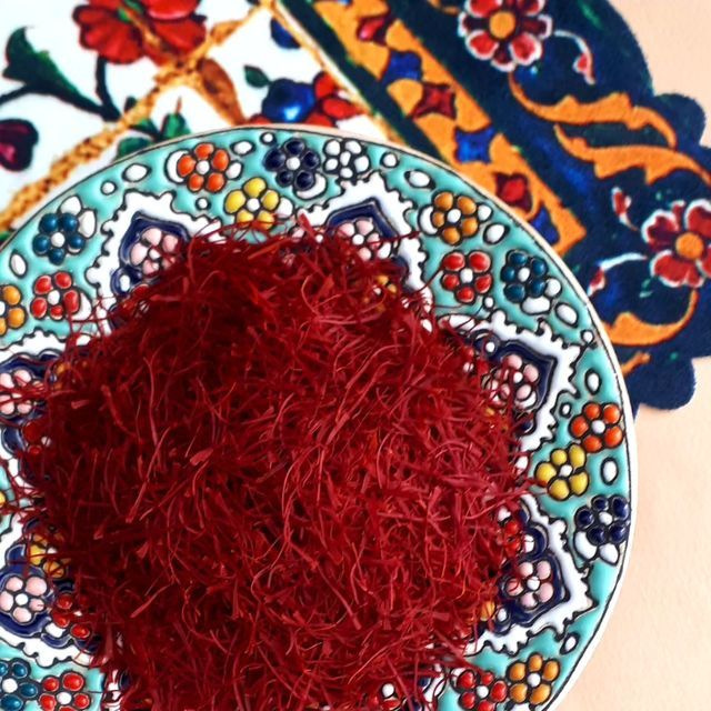 زعفران نگین